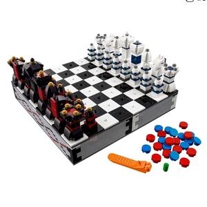 NEW IN BOX • Retired LEGO Chess set • 40174♟️